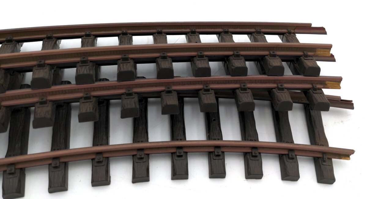 LGB 1500 G Wide Radius 30 Degrees Curved Track (3) EX
