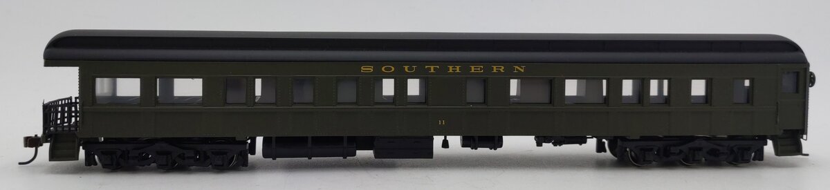 Bachmann 89446 HO Scale Southern Railroad Observation Passenger Car #11 LN/Box