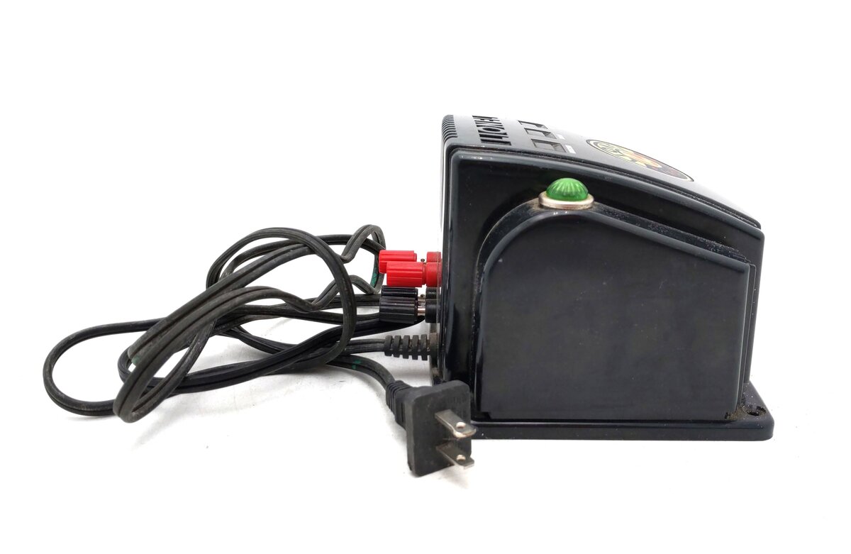 Lionel 6-14198 O Gauge CW-80 80 Watt Transformer EX