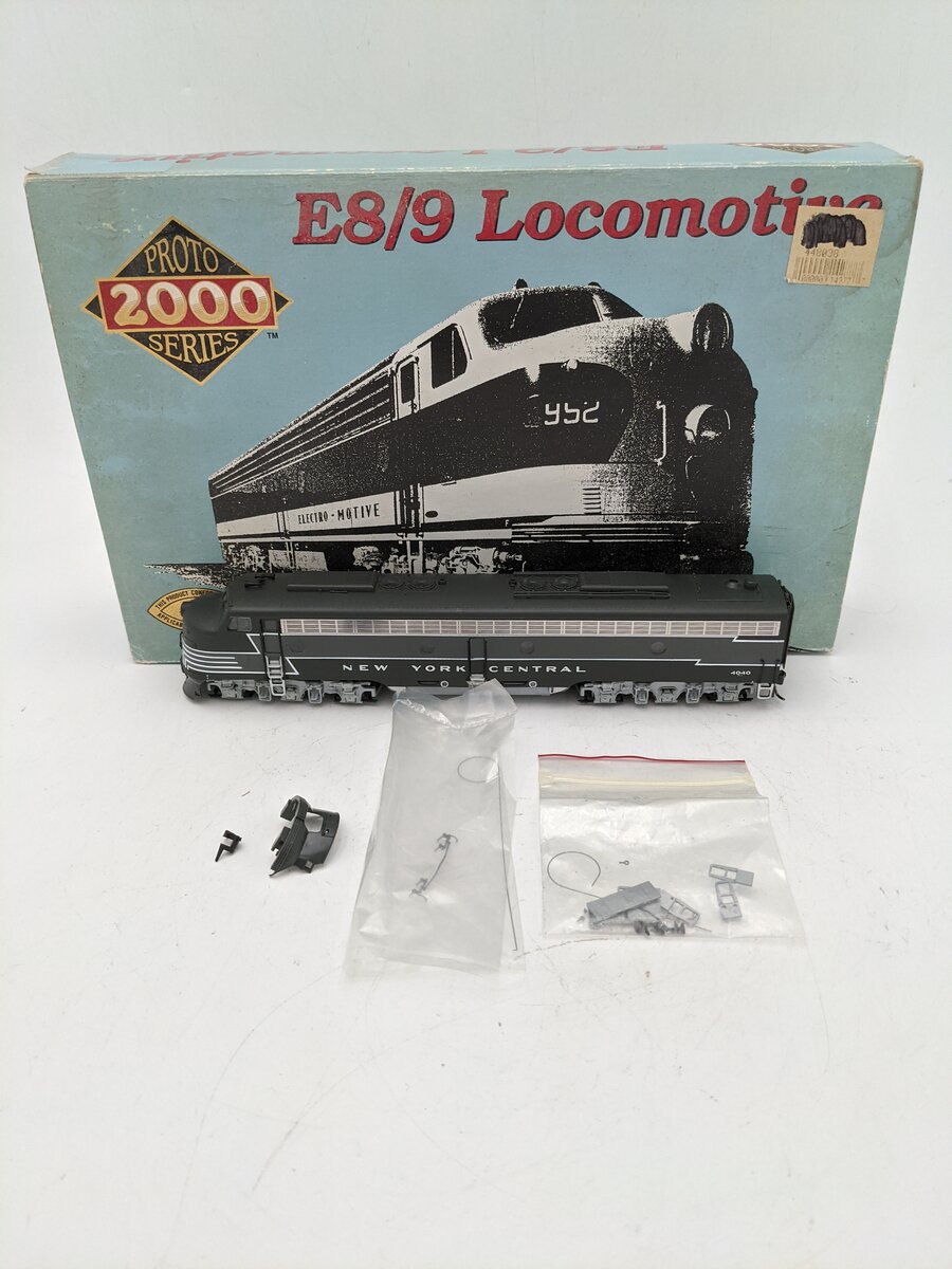 Proto 2000 8038 HO Scale New York Central E8/9 Diesel Locomotive #4040 EX/Box