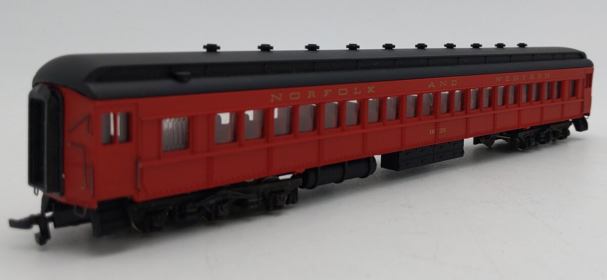 Bachmann 89122 HO Norfolk & Western Passenger Coach #1635 LN