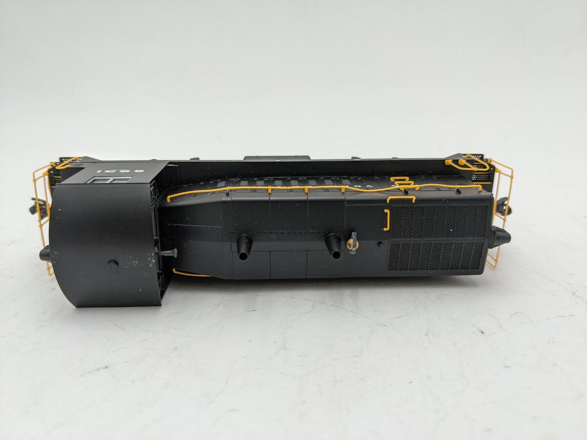 Proto 2000 21139 HO Scale NYC SW9 Diesel Locomotive #8951 EX/Box