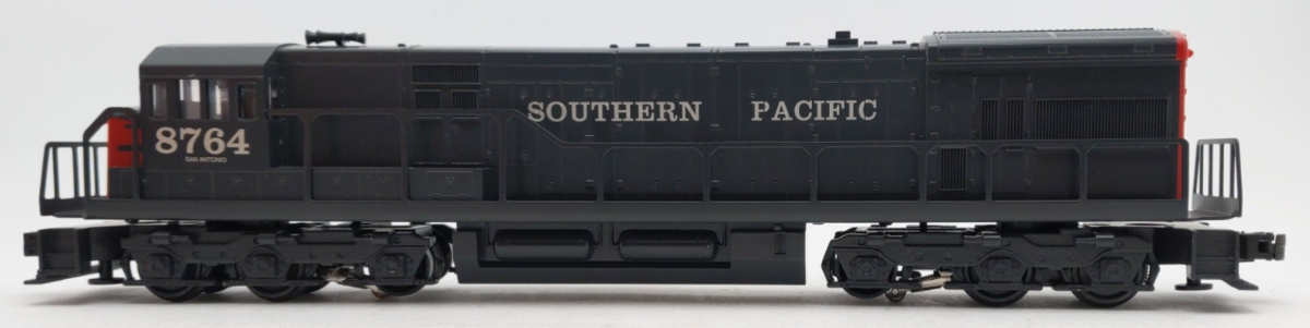 Williams U33-19 O Gauge Southern Pacific U33C Diesel Locomotive #8764 EX/Box