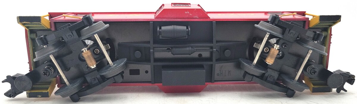 MTH 30-7712 O New York Central Pacemaker Bay Window Caboose #21574 (Custom)/Box