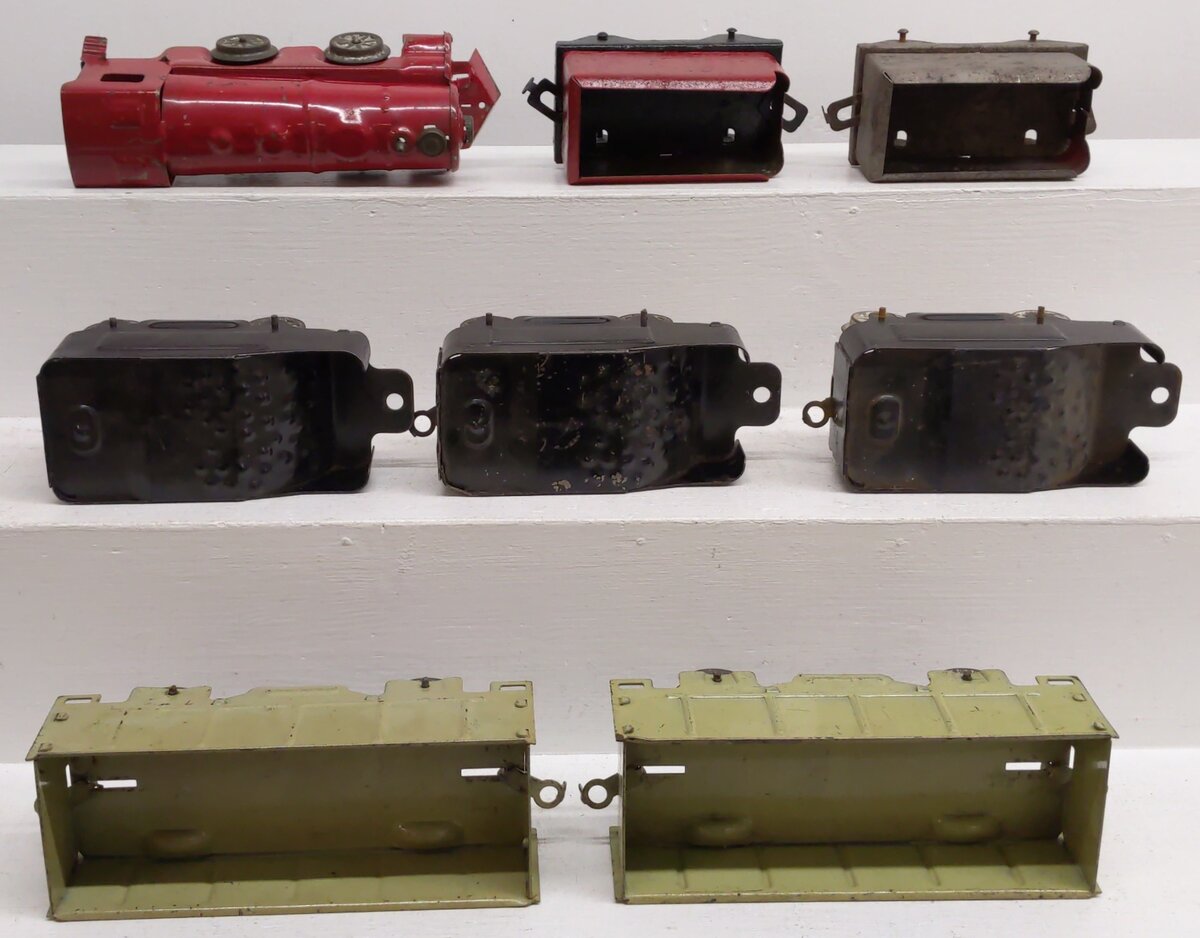 Girard Model Works Prewar O Locomotive, Tenders & Gondolas [8]