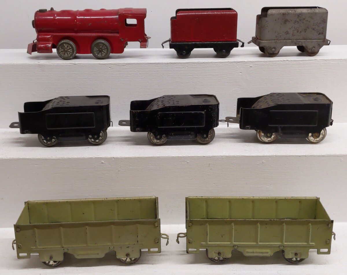 Girard Model Works Prewar O Locomotive, Tenders & Gondolas [8]