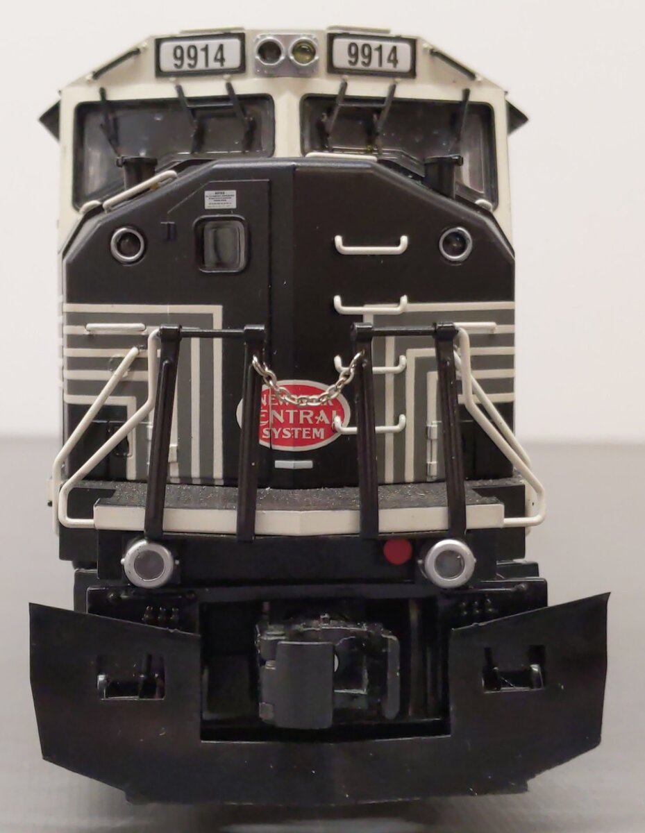 Lionel 6-18297 O New York Central SD-80 Diesel Locomotive #9914 EX/Box