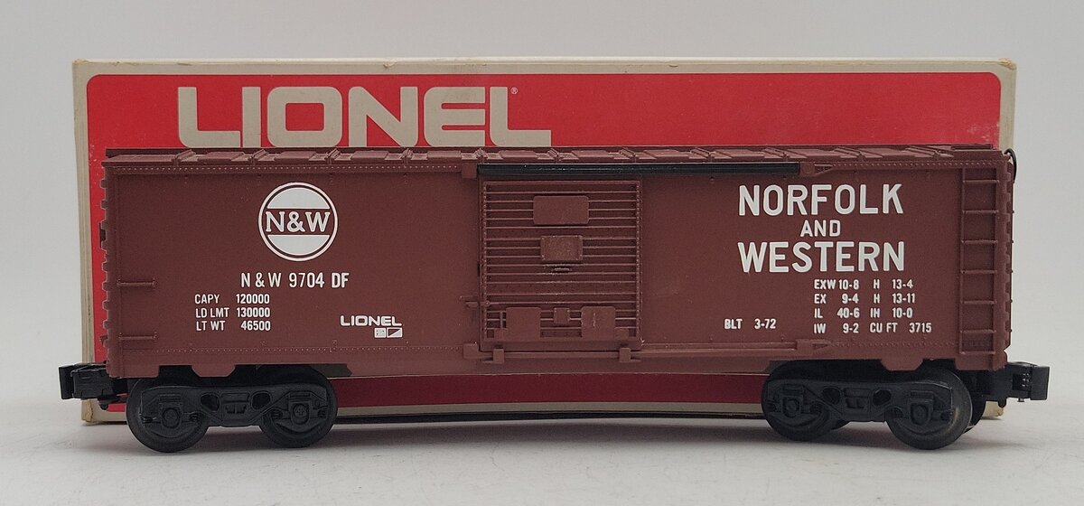 Lionel 6-9704 O Gauge Norfolk and Western Tuscan Boxcar VG/Box