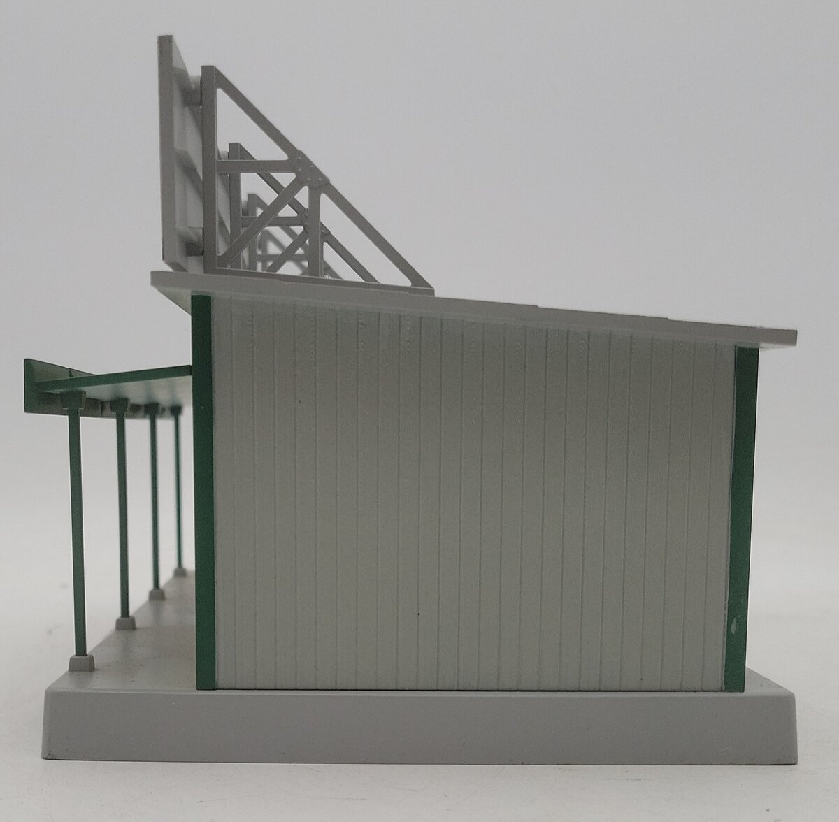 MTH 30-90292 O Gauge Full Throttle Bar & Grill Road Side Stand VG/Box