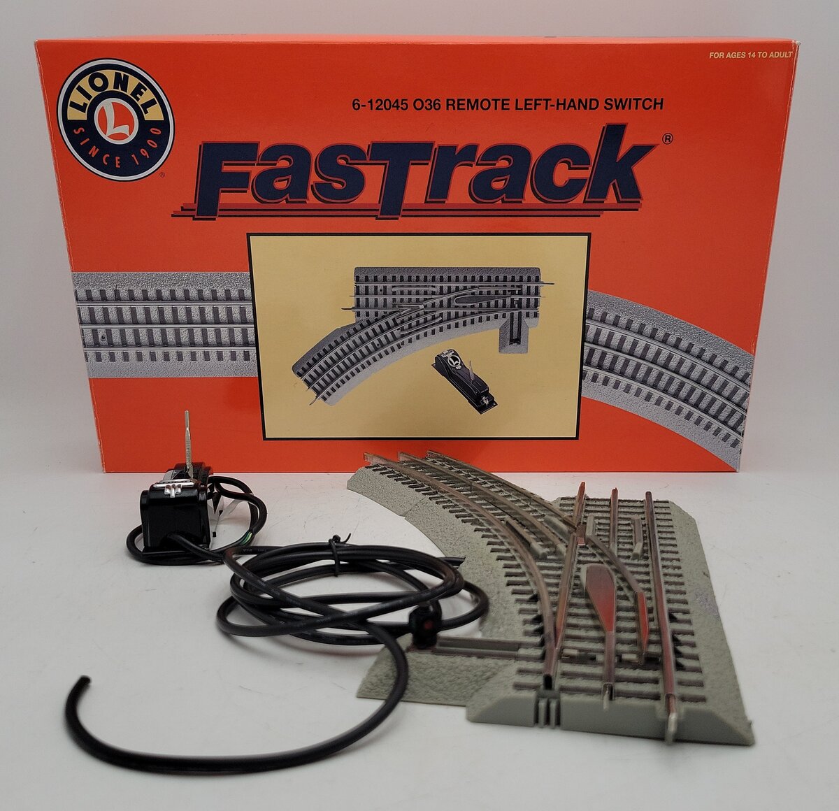 Lionel 6-12045 O36 Left Hand Remote-Control FasTrack Curved Switch Turnout EX/Box
