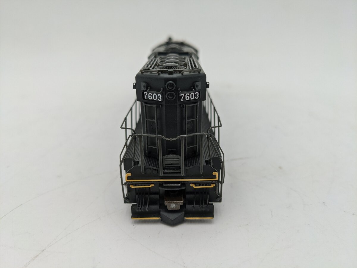 Proto 2000 21192 HO Pennsylvania SD9 Locomotive w/Dynamic Brake #7603 EX/Box