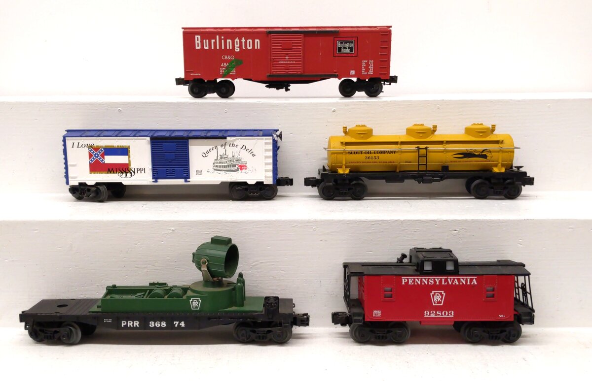 Lionel & Other O Gauge Assorted Freight Cars [5] VG