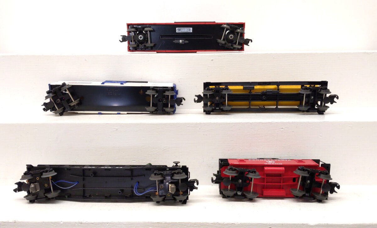 Lionel & Other O Gauge Assorted Freight Cars [5] VG