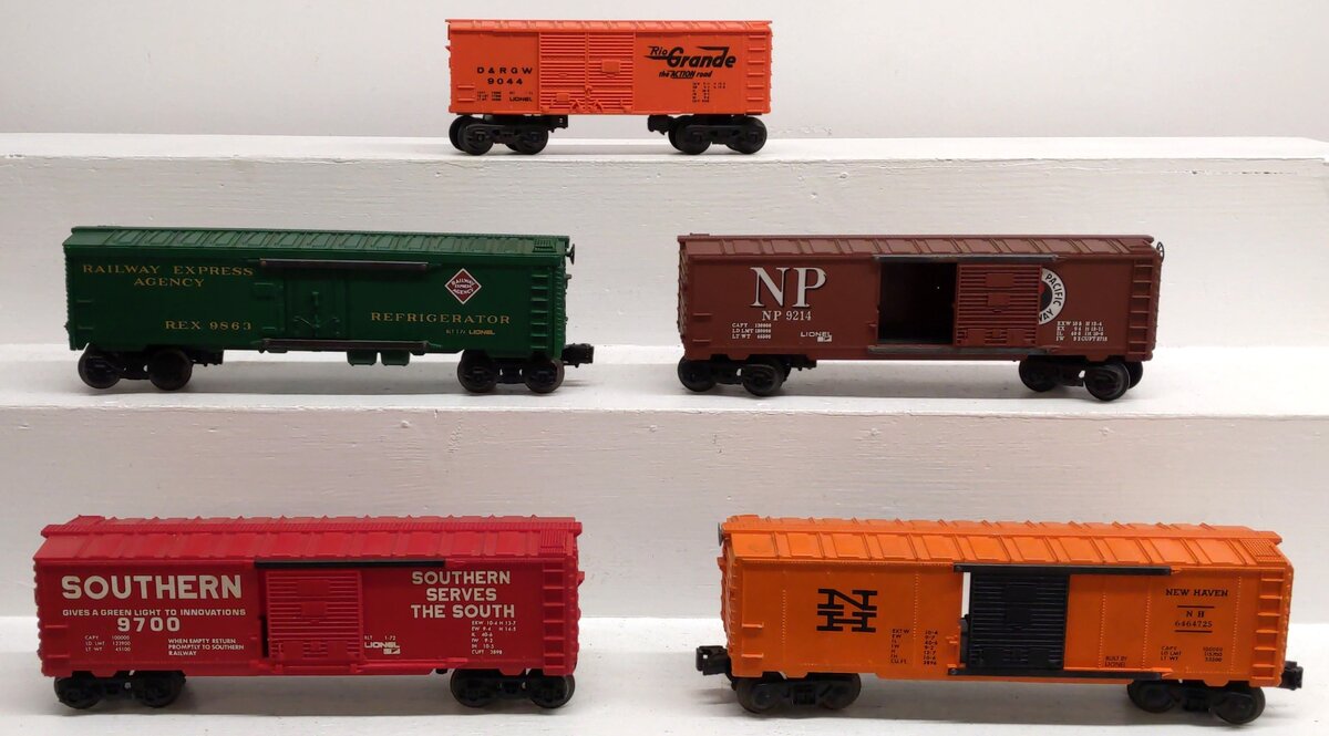 Lionel O Gauge Freight Boxcars [5]
