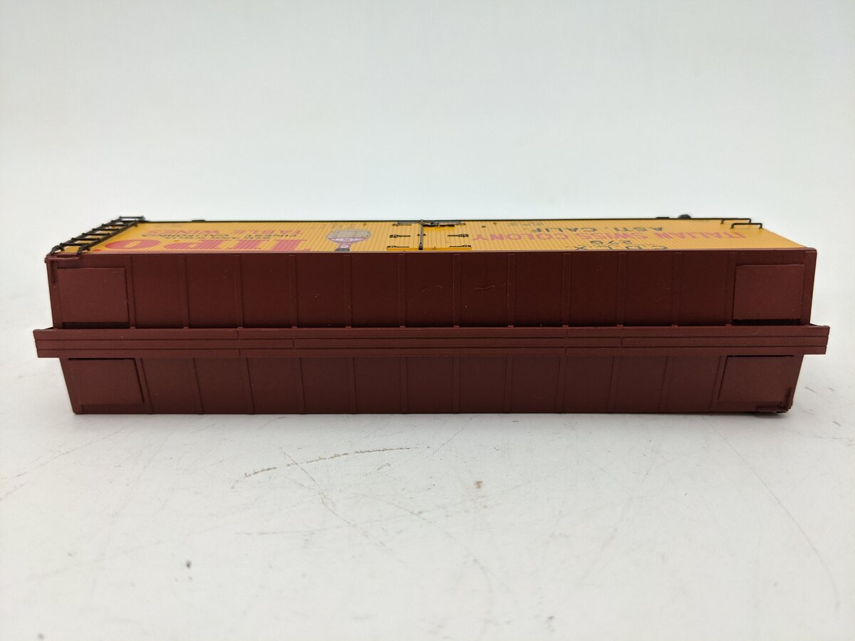 Red Caboose RR-34307-3 HO California Chemical Reefer Car #279 EX/Box