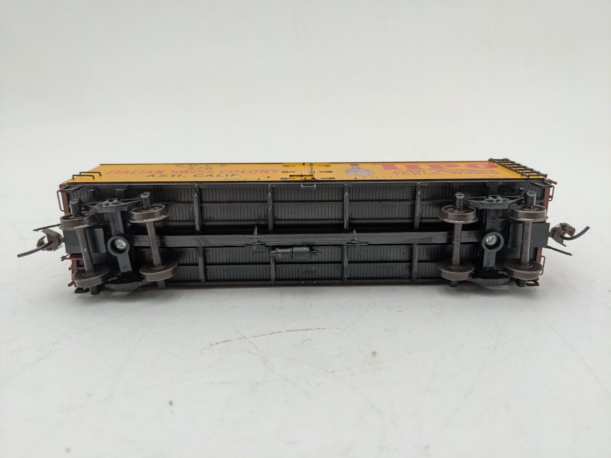 Red Caboose RR-34307-3 HO California Chemical Reefer Car #279 EX/Box