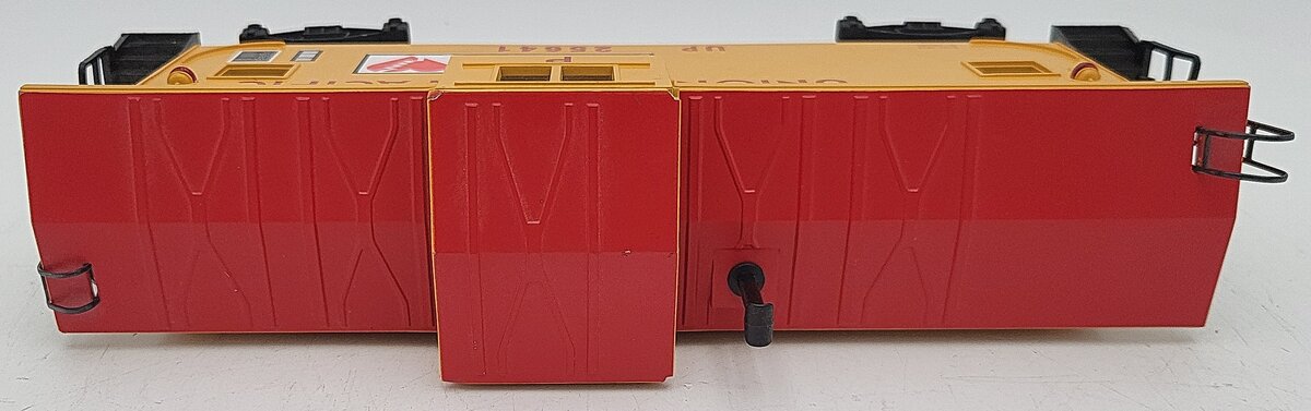 Lionel 6-25641 UP Extended Vision Caboose EX