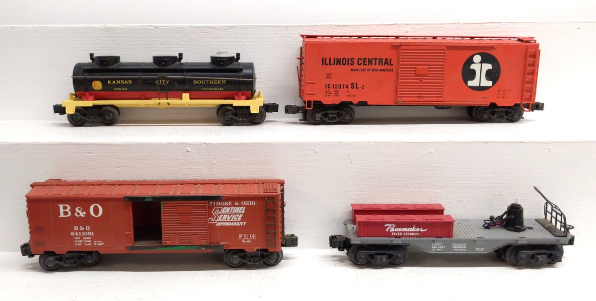 Lionel & Other O Gauge Assorted Freight Cars [4] VG