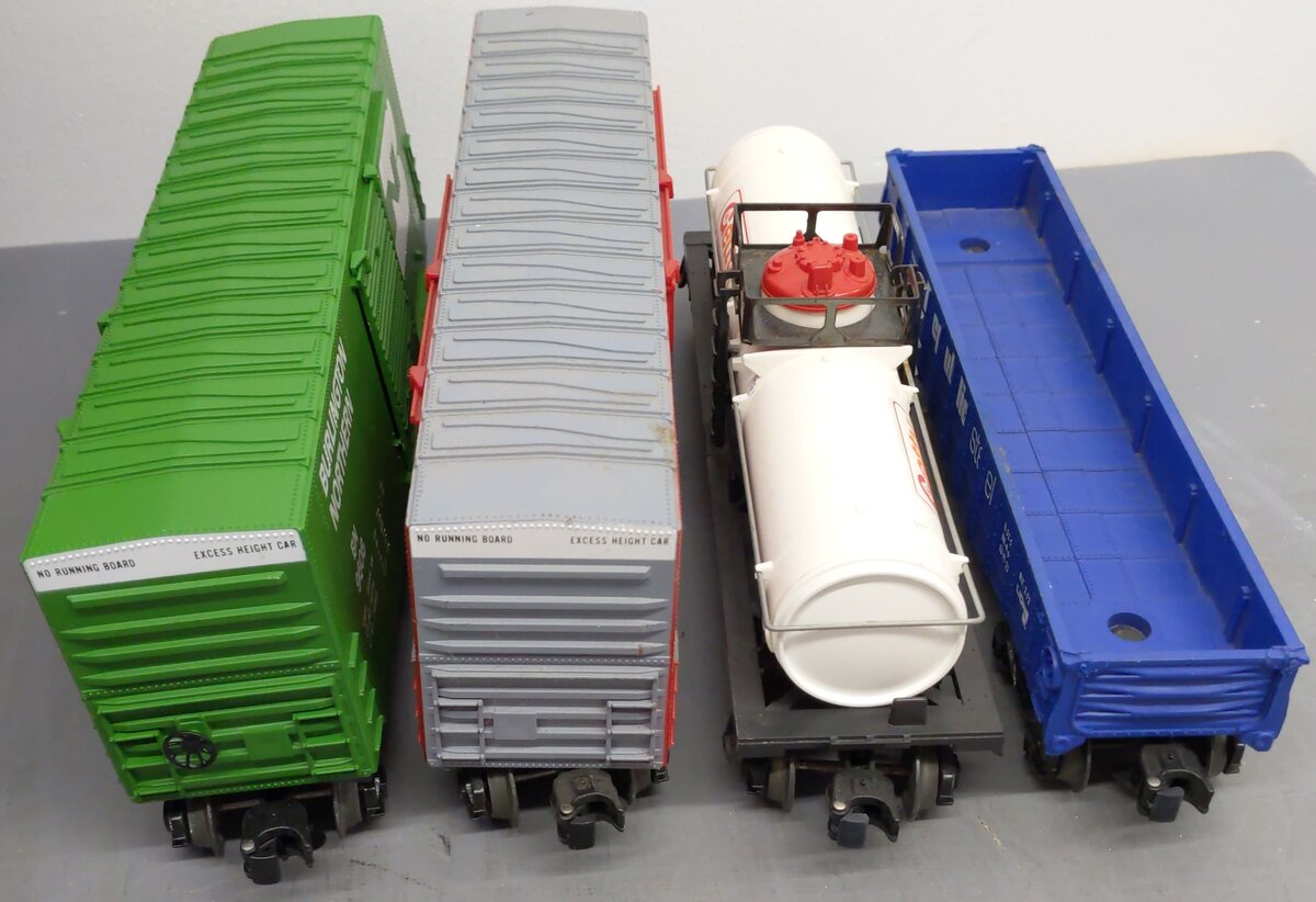 Lionel O Gauge Assorted Freight Cars: 9608, 9607, 9373, 9136 [4] VG