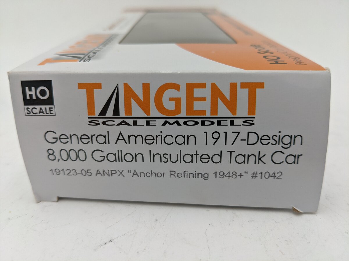 Tangent 19123-05 HO Exxon-Mobil Anchor 8,000 Gallon Insulated Tank Car #1042 EX/Box