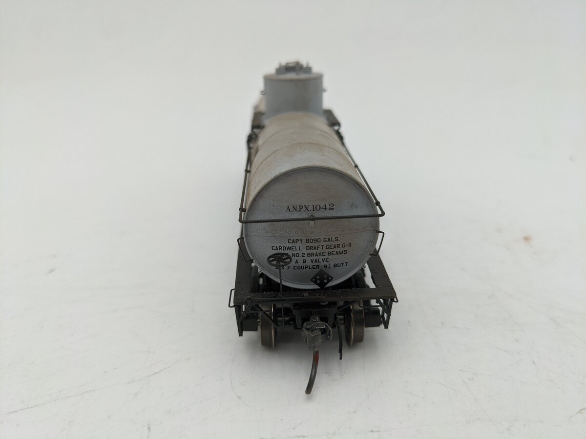Tangent 19123-05 HO Exxon-Mobil Anchor 8,000 Gallon Insulated Tank Car #1042 EX/Box