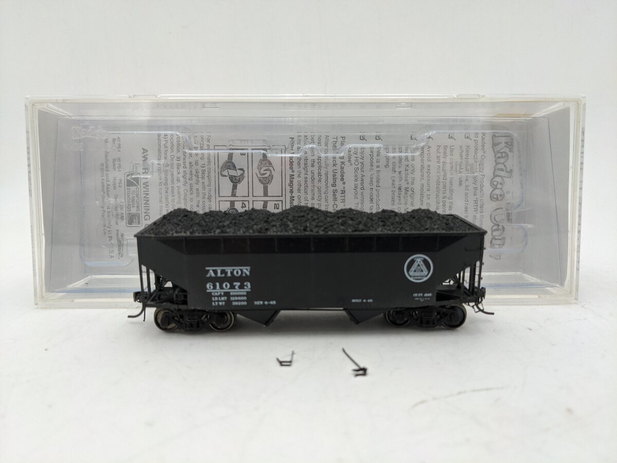 Kadee 7519 HO Scale Alton Road 50 Ton AAR Std 2-Bay Offset Open Hopper #61073 EX/Box