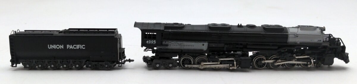 Con-Cor 9157 N Rivarossi Premiere Edition 4-8-8-2 Big Boy Locomotive UP 4005 LN/Box