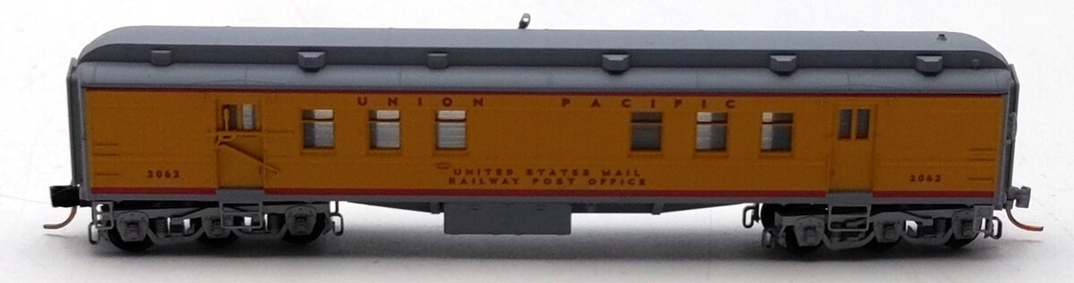 Micro-Trains 14000060 N Union Pacific Heavyweight RPO Passenger Car #2062 LN/Box