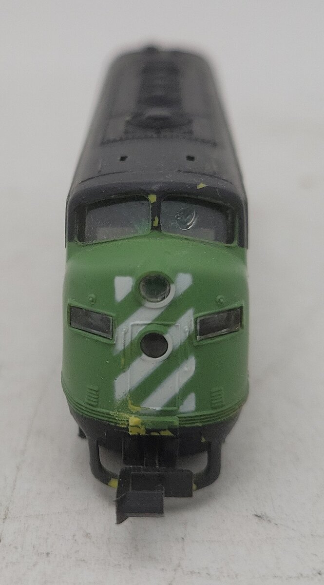 Bachmann 4649 N Scale Burlington Northern Diesel Locomotive # 9749 EX/Box