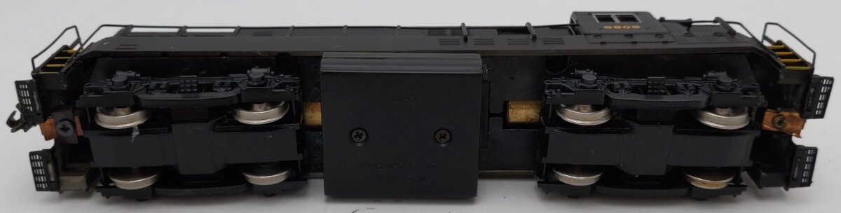 Spectrum 81206 HO Scale Pennsylvania Fairbanks Morse H16-44 Diesel #8809 VG/Box