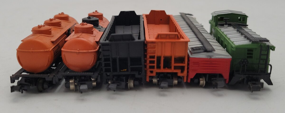 MRC, Bachmann, Atlas & Other N Scale Assorted Freight Cars: #69584, #789012 [6] EX