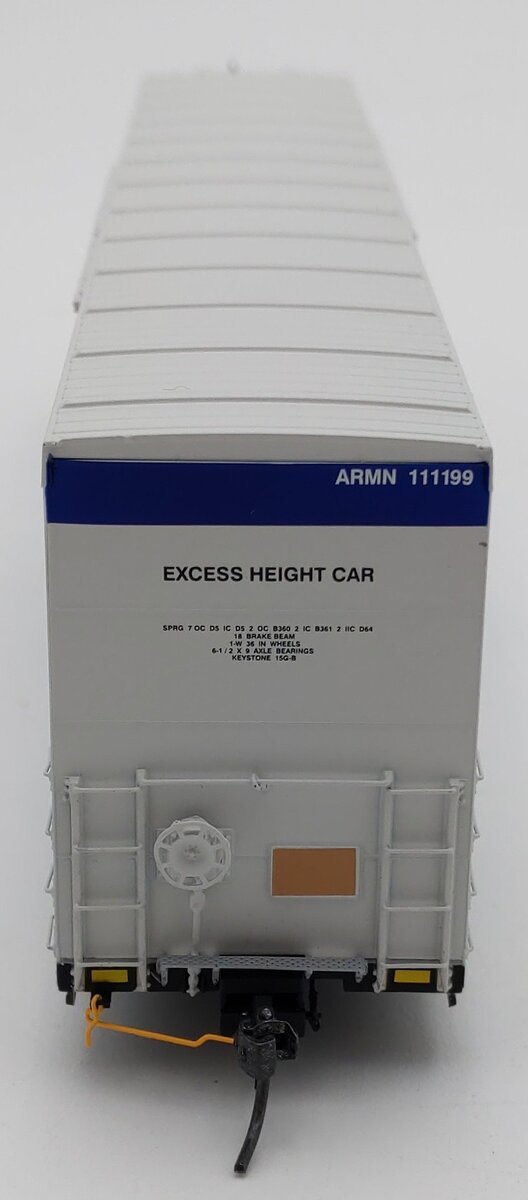 BLMA Models 52035 HO Union Pacific/ARMN Trinity 64' Reefer #111199