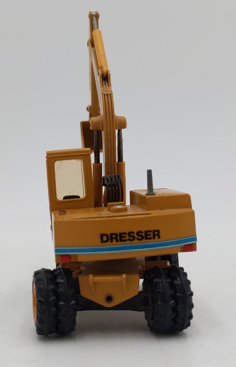 Conrad 2818 1:50 Scale Dresser W625E Wheeled Excavator LN/Box