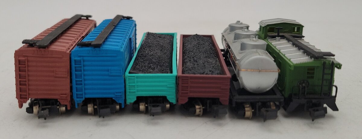 Bachmann N Scale Assorted Freight Cars: #10209, #31064, #43221, #6140 [6] EX