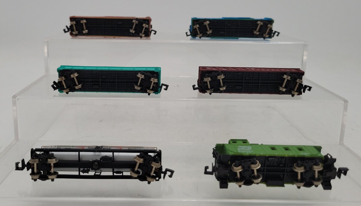 Bachmann N Scale Assorted Freight Cars: #10209, #31064, #43221, #6140 [6] EX