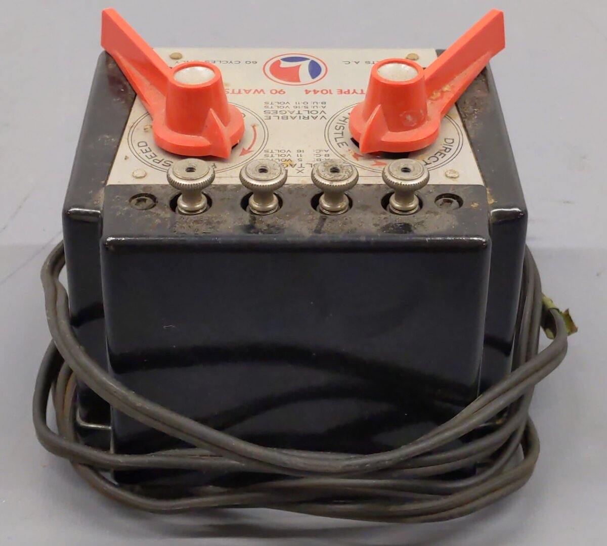 Lionel 1044 Vintage O 90 Watt Transformer w/Whistle Control VG