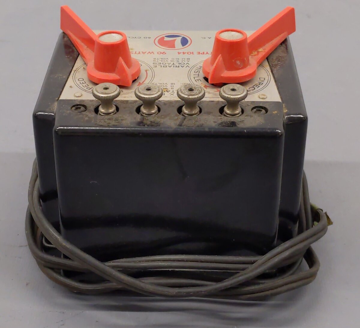 Lionel 1044 Vintage O 90 Watt Transformer w/Whistle Control VG