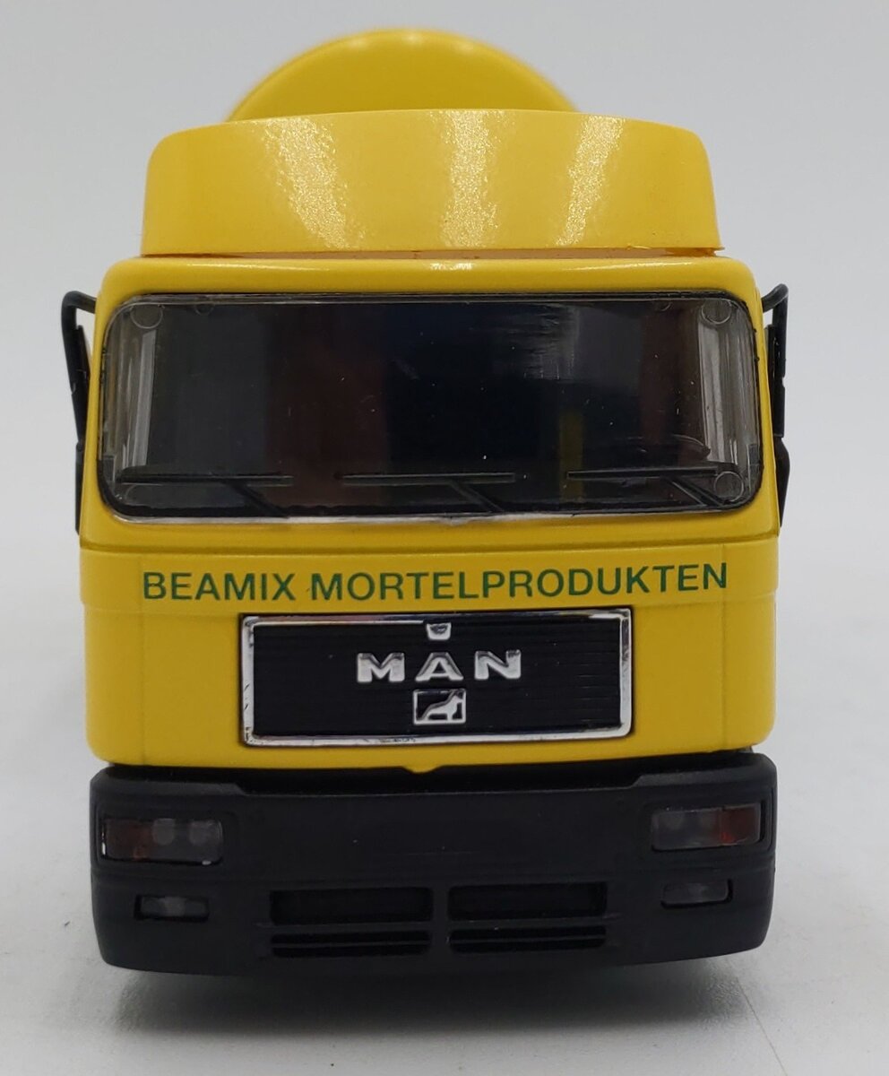 Conrad 6103 1:50 Diecast MAN Beamix Cement Silo Setting Tractor Trailer EX/Box