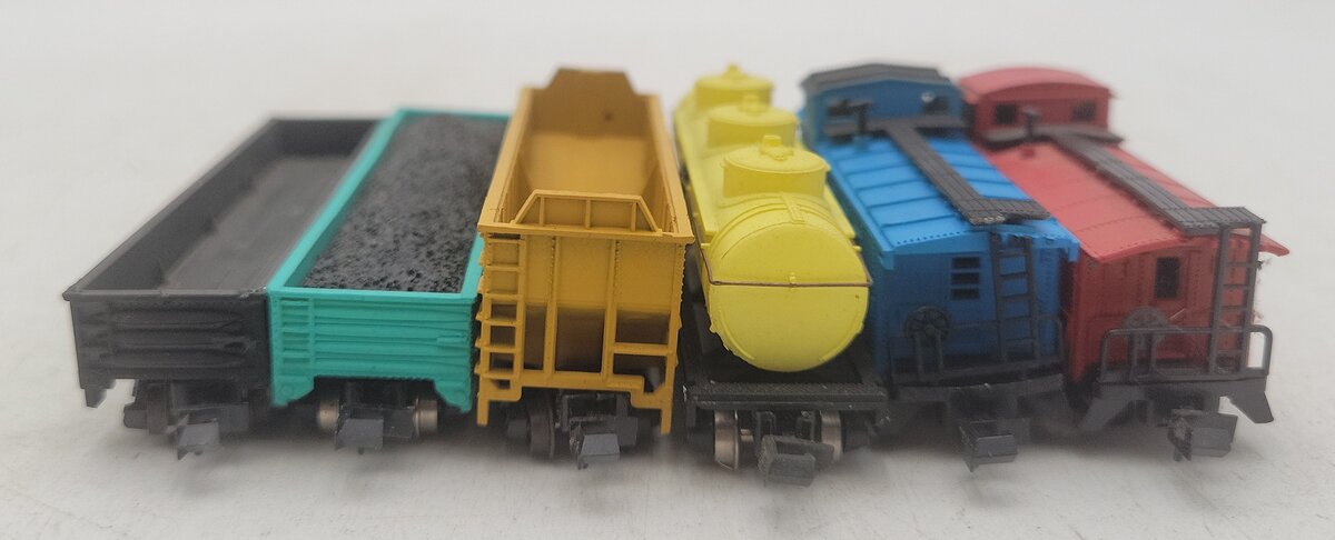 Bachmann, Trix & Atlas N Scale Assorted Freight Cars: #257602, #43221, #6671 [6] EX