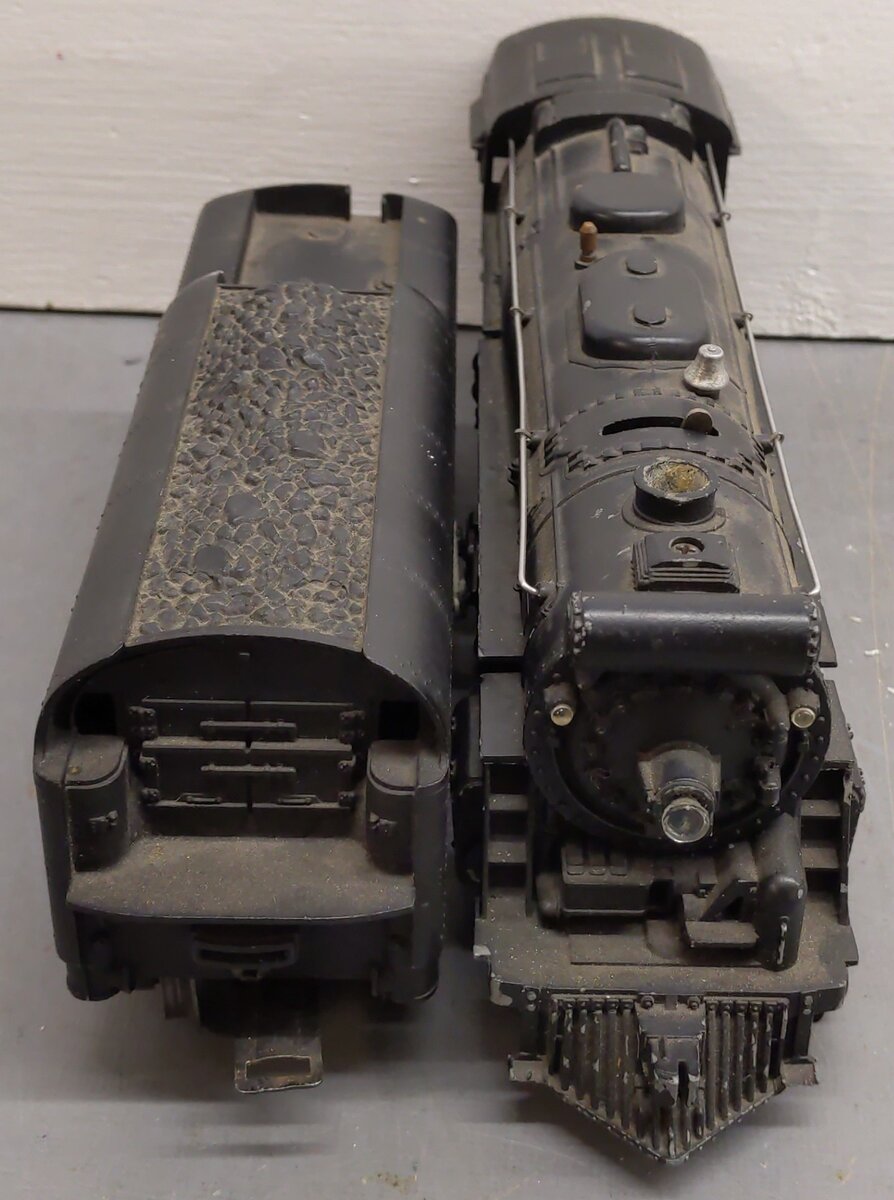Lionel 2065 Vintage O Gauge 4-6-4 Small Hudson Steam Locomotive & 2046W Tender VG/Box