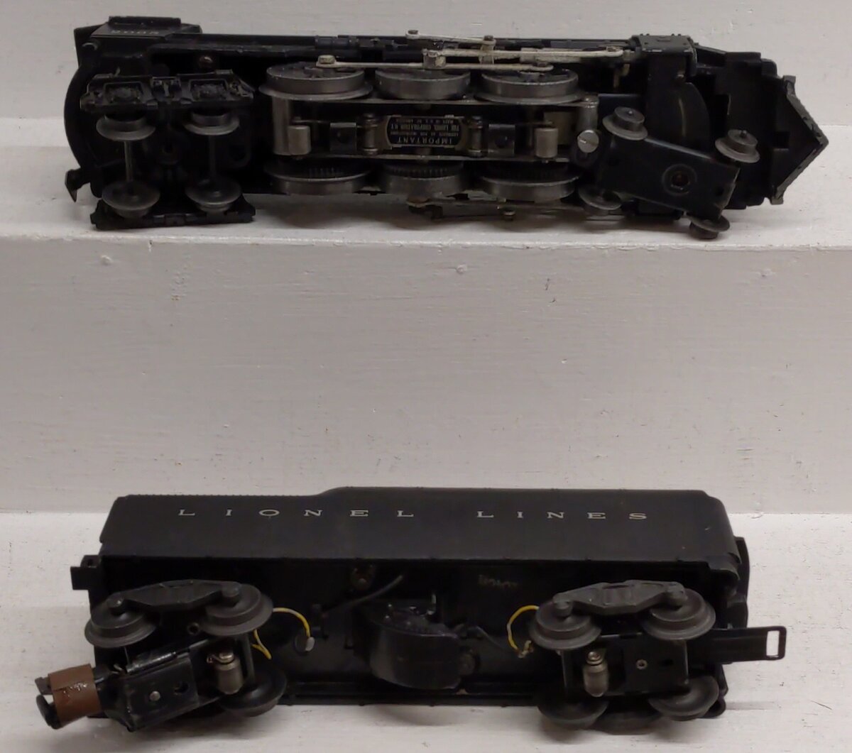 Lionel 2065 Vintage O Gauge 4-6-4 Small Hudson Steam Locomotive & 2046W Tender VG/Box