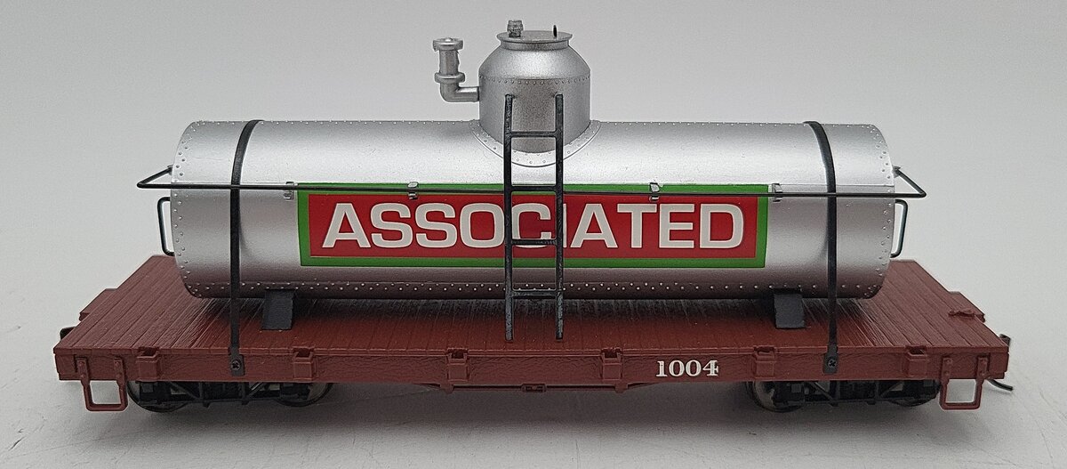 Bachmann 27148 On30 Associated Tank Car #1004 EX