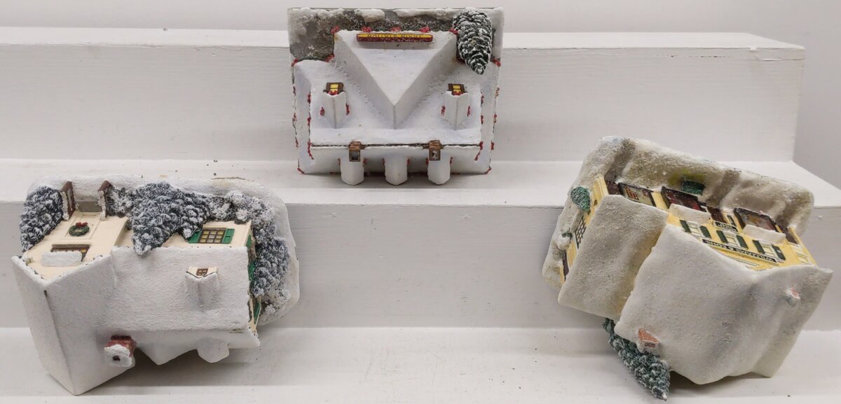 Hawthorne Village Assorted Ceramic Decorative Christmas & Winter Buildings [3] EX
