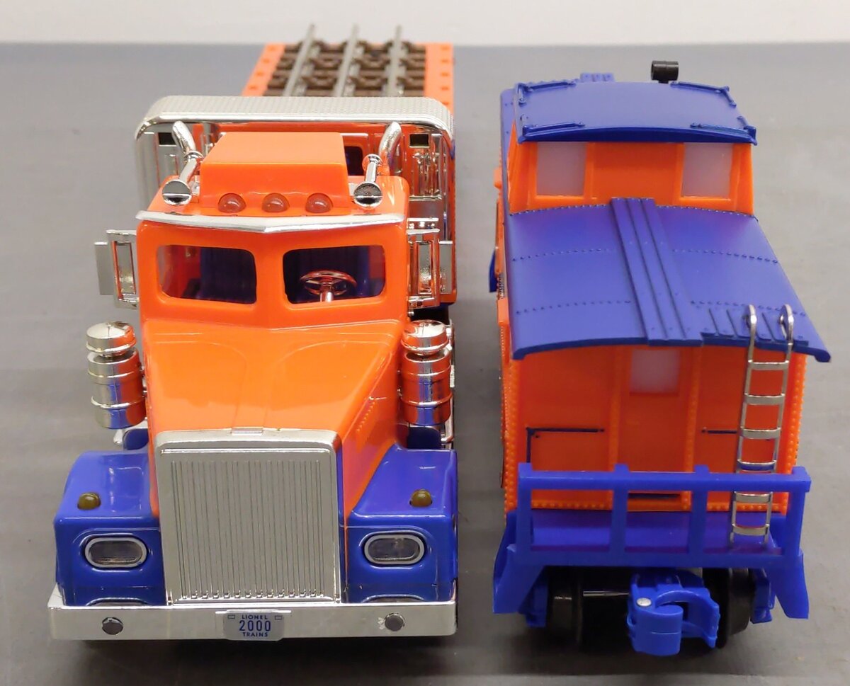 Lionel TMT-18405 O Gauge Flatbed Toy Truck with Operating Lights-Sound Caboose EX/Box