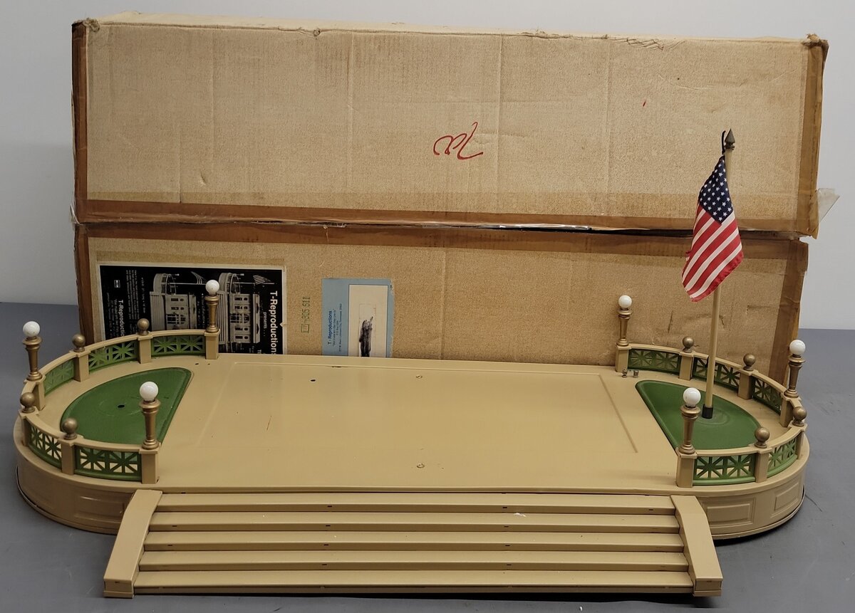 T-Reproductions 129 Standard Gauge Terrace for 116 Passenger Station EX/Box
