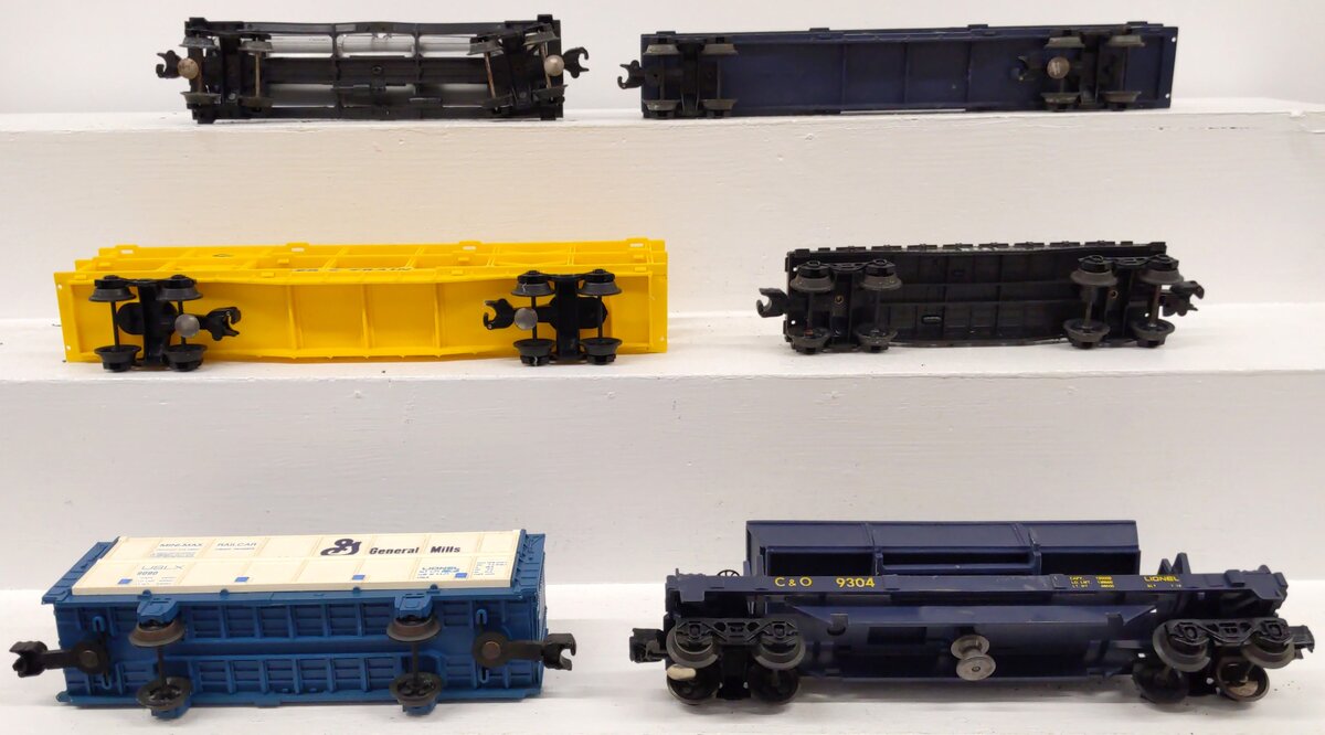 Lionel O Gauge Freight Cars [6]