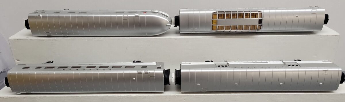 MTH 30-67410 O Southern 60' Streamlined ABS Passenger Car Set (Set of 4) LN/Box