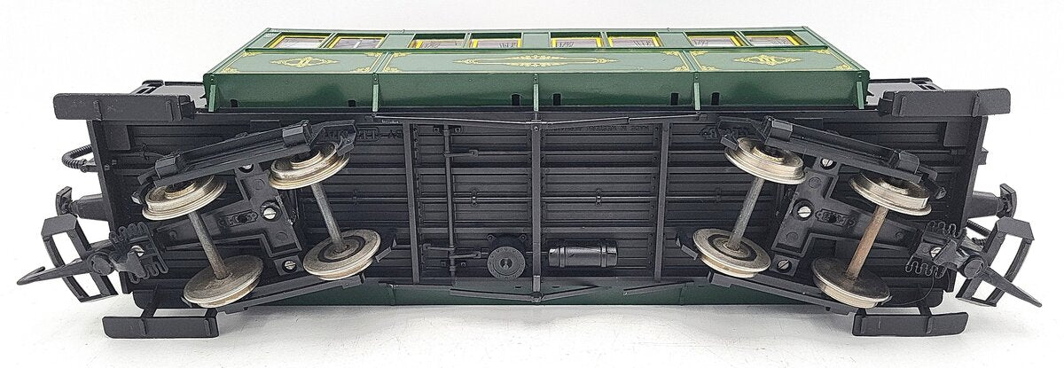 LGB 3060 G Scale Green 8-Wheel Passenger Car (Metal Wheels/Lighted) VG