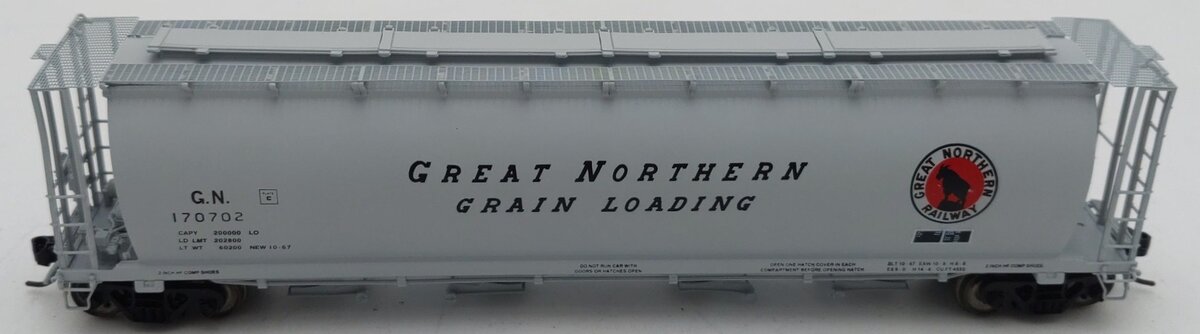 InterMountain 45204-34 HO Great Northern Cylindrical Covered Hopper #170702 EX/Box