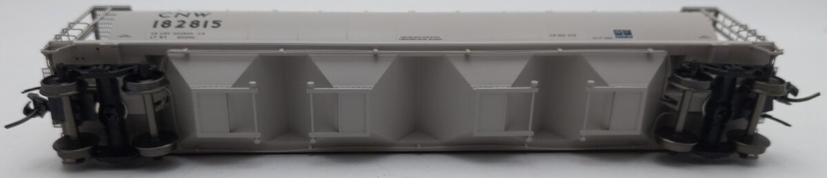 Intermountain 45142-04 HO Scale Union Pacific 4-Bay Cylindrical Hopper #182815 LN/Box